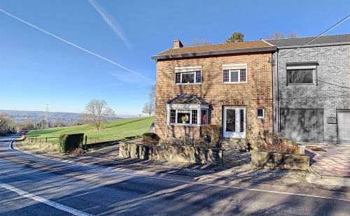 Maison 3 façades avec vue sur la vallée à Romsée Maison 3 façades avec vue sur la vallée à Romsée