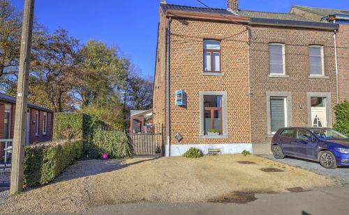 Maison 2 chambres avec parking et jardin Maison 2 chambres avec parking et jardin