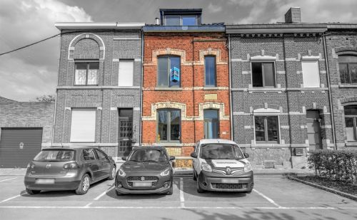 Maison 3 chambres à rénover avec jardin et garage Maison 3 chambres à rénover avec jardin et garage