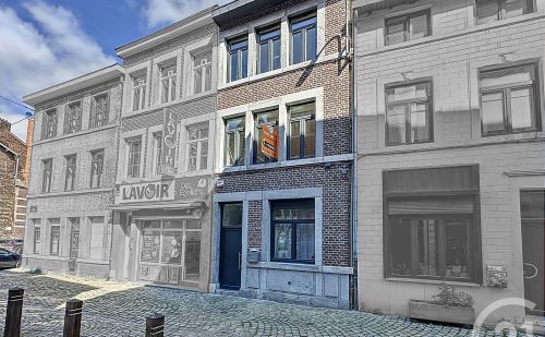 maison avec dépendances aux multiples possibilités maison avec dépendances aux multiples possibilités