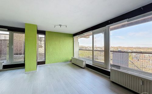 Studio avec grande terrasse et vue dégagée sur la ville Studio avec grande terrasse et vue dégagée sur la ville